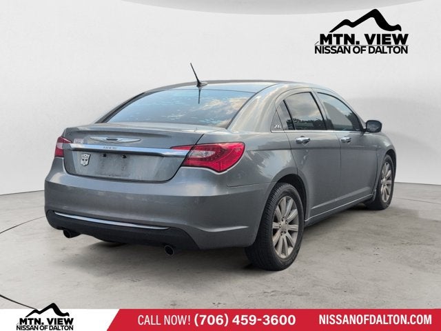 2013 Chrysler 200 Limited