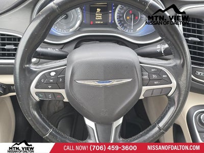 2016 Chrysler 200 Limited