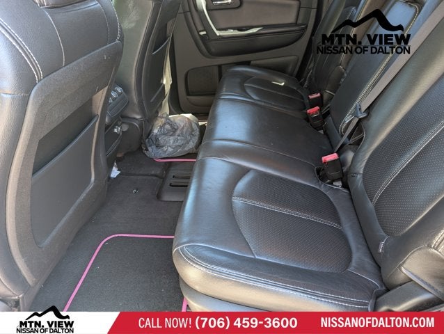 2011 Chevrolet Traverse LT w/1LT