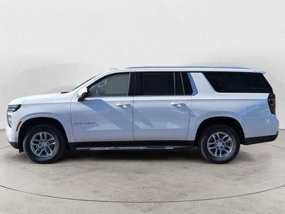 2025 Chevrolet Suburban LT