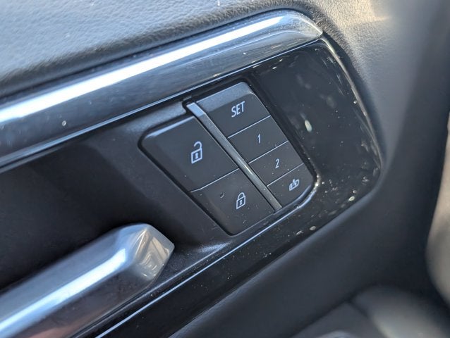 2025 Chevrolet Suburban LT
