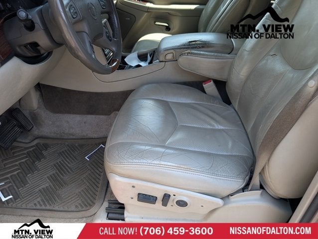 2003 Cadillac Escalade Base