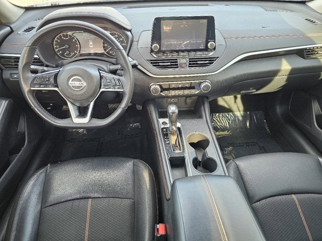 2020 Nissan Altima 2.0 SR