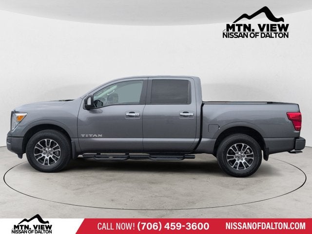 2021 Nissan Titan SV