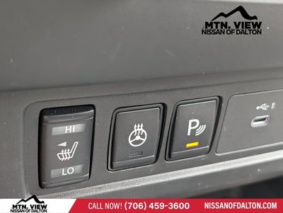 2025 Nissan Frontier SV