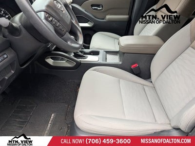 2024 Nissan Frontier SV