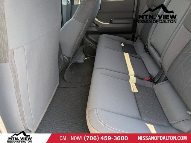 2025 Nissan Frontier SV