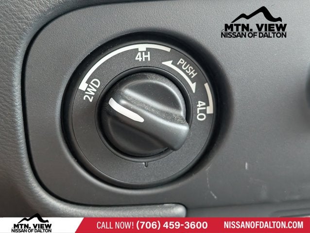 2025 Nissan Frontier SV