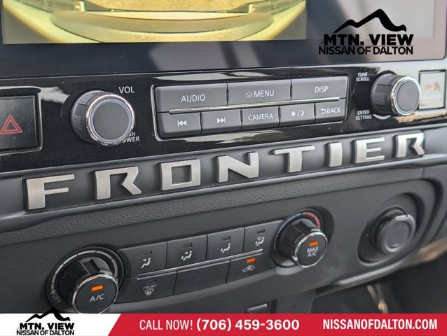 2025 Nissan Frontier SV