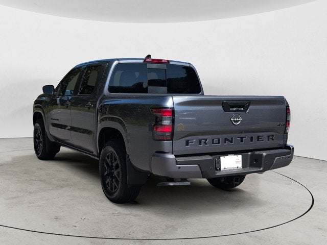 2027 Nissan Frontier SV