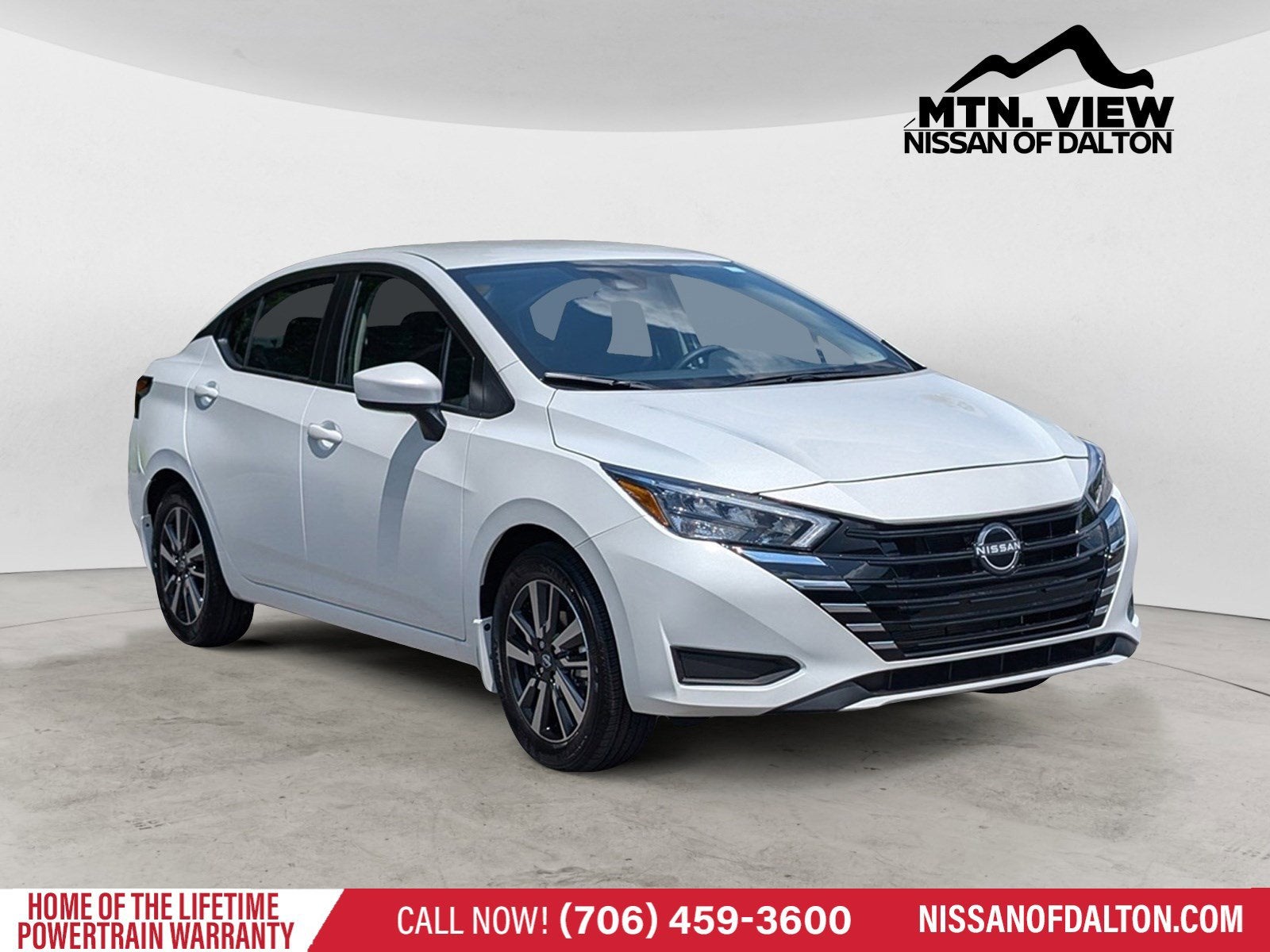 2025 Nissan Versa SV