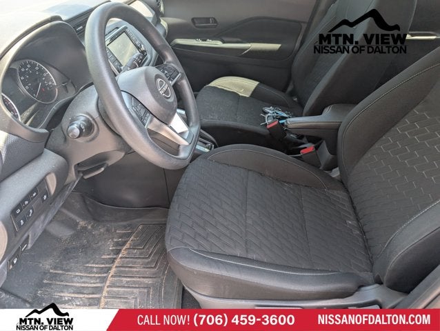 2022 Nissan Kicks S