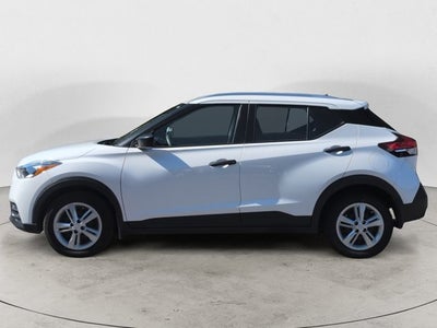 2019 Nissan Kicks S