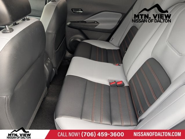 2022 Nissan Kicks SR