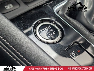 2022 Nissan Kicks SR