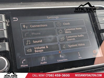 2020 Nissan Kicks SR