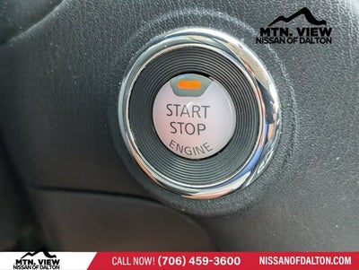 2016 Nissan Pathfinder SV