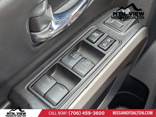 2015 Nissan Armada SV