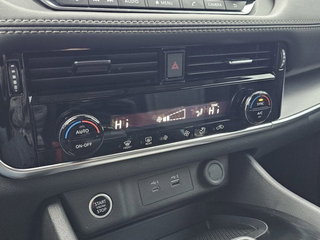 2023 Nissan Rogue Base