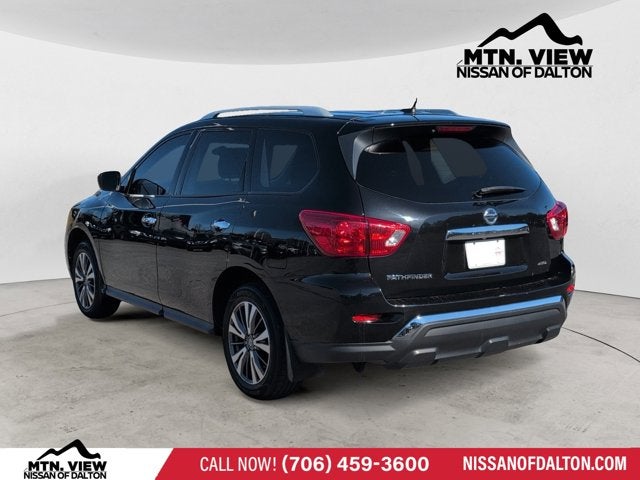 2018 Nissan Pathfinder S