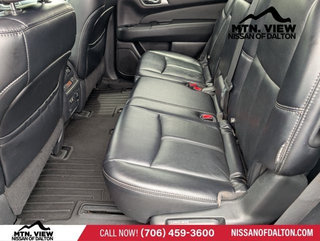 2019 Nissan Pathfinder SL