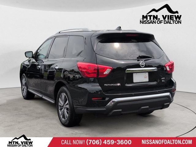 2019 Nissan Pathfinder SL
