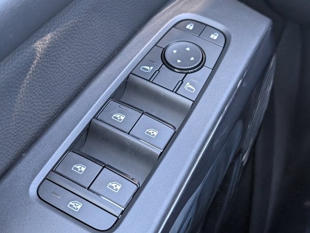 2026 Nissan Pathfinder S