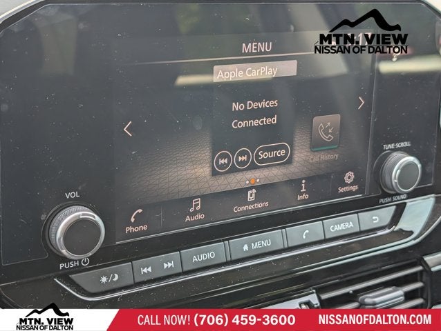 2023 Nissan Pathfinder SV