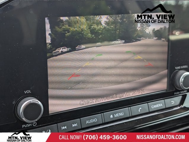 2023 Nissan Pathfinder SV