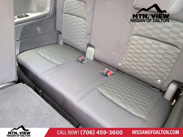 2023 Nissan Pathfinder SV