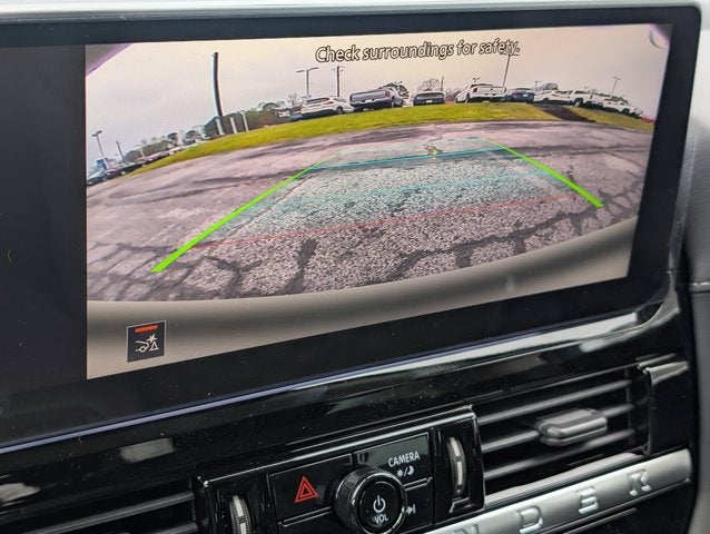 2026 Nissan Pathfinder SV