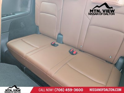 2025 Nissan Pathfinder Platinum