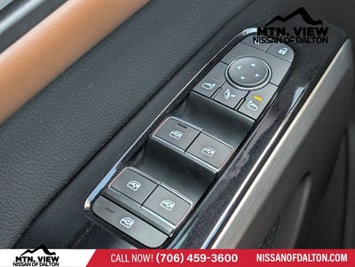 2024 Nissan Pathfinder Platinum
