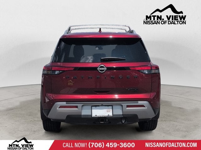 2024 Nissan Pathfinder Platinum