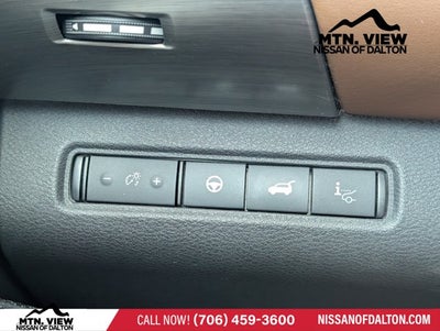 2023 Nissan Pathfinder Platinum