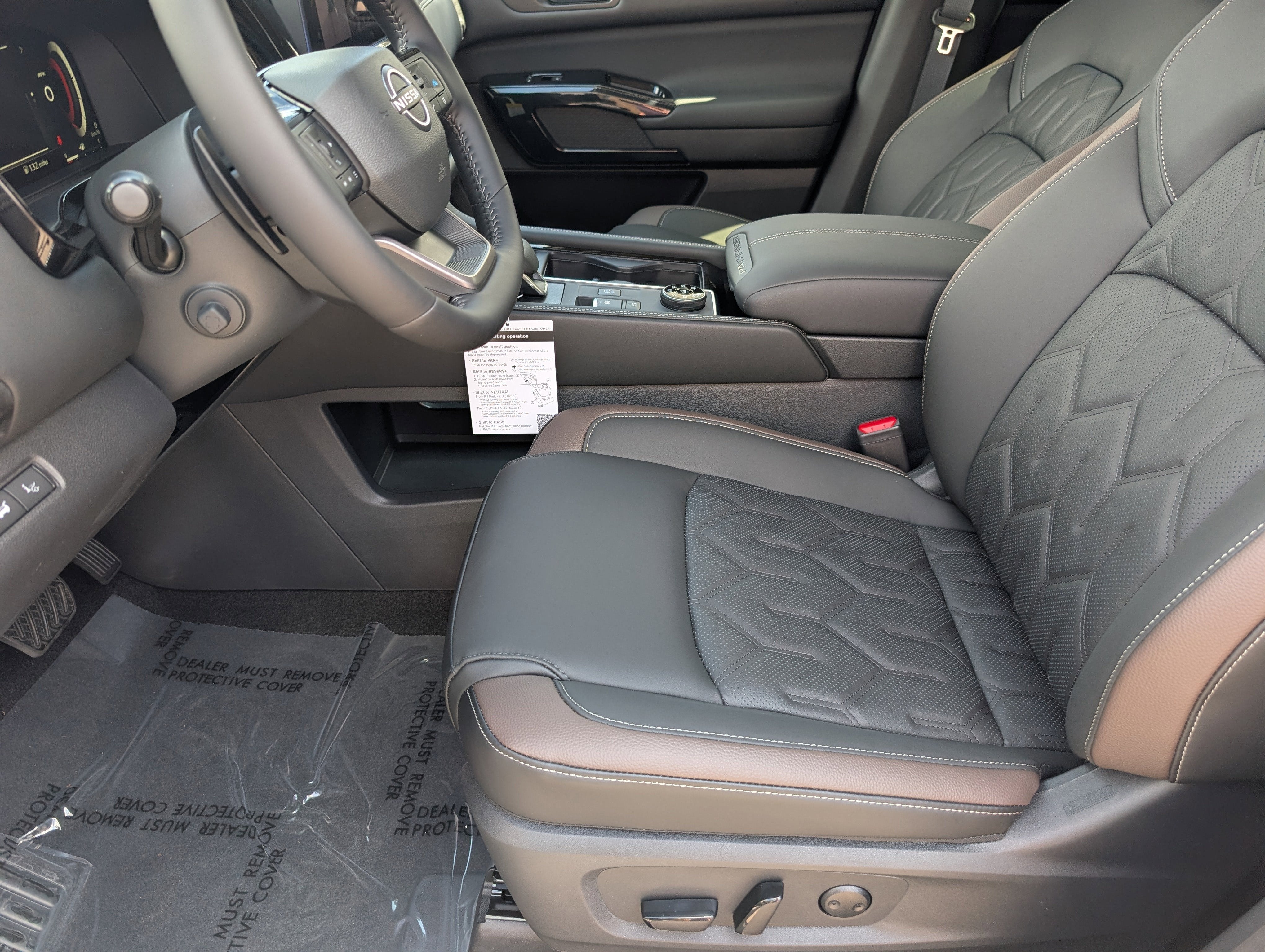 2026 Nissan Pathfinder Platinum
