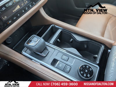 2022 Nissan Pathfinder Platinum