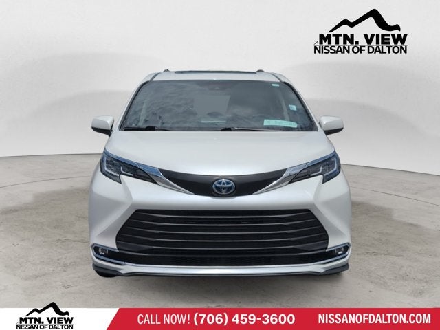 2021 Toyota Sienna XLE