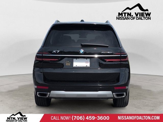 2025 BMW X7 xDrive40i