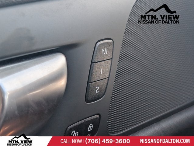 2024 Volvo S60 Core Dark Theme