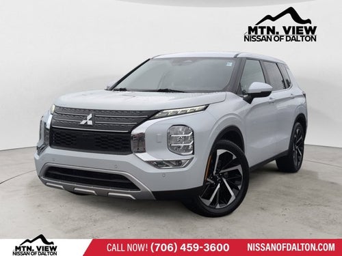 2024 Mitsubishi Outlander Base