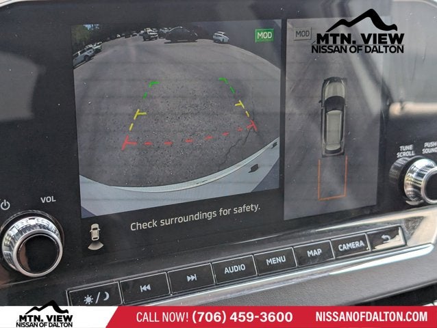 2024 Mitsubishi Outlander Base