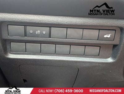 2024 Mitsubishi Outlander Base