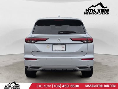 2024 Mitsubishi Outlander Base