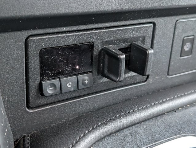 2024 Nissan Armada SV