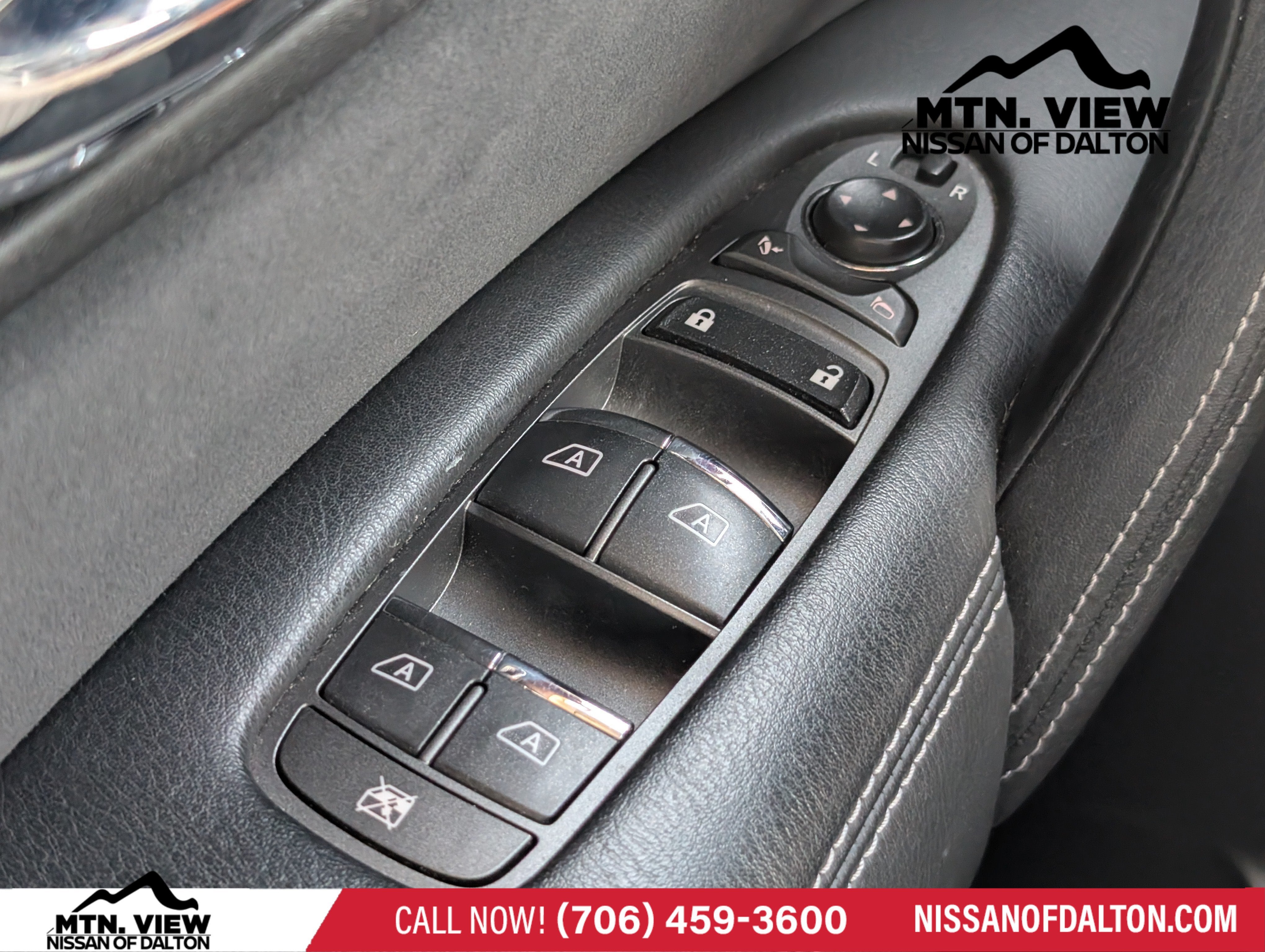 2017 Nissan Armada SV