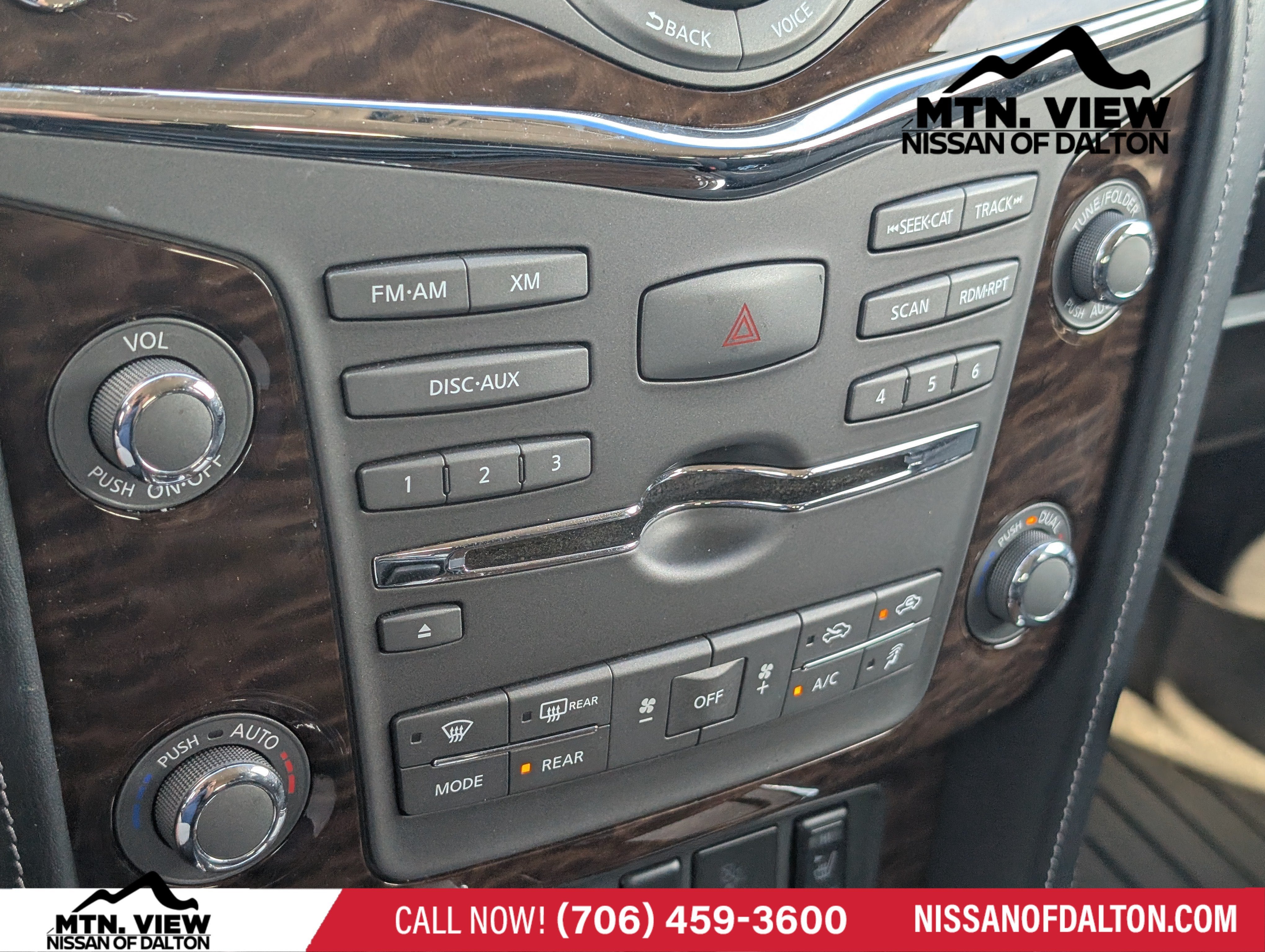 2017 Nissan Armada SV