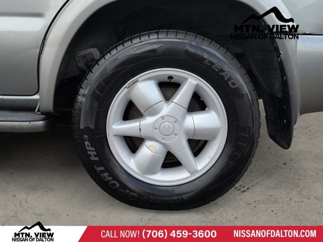 2001 Nissan Pathfinder LE