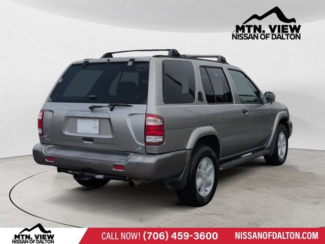 2001 Nissan Pathfinder LE