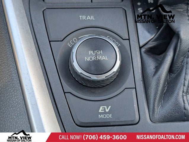 2020 Toyota RAV4 Hybrid XLE